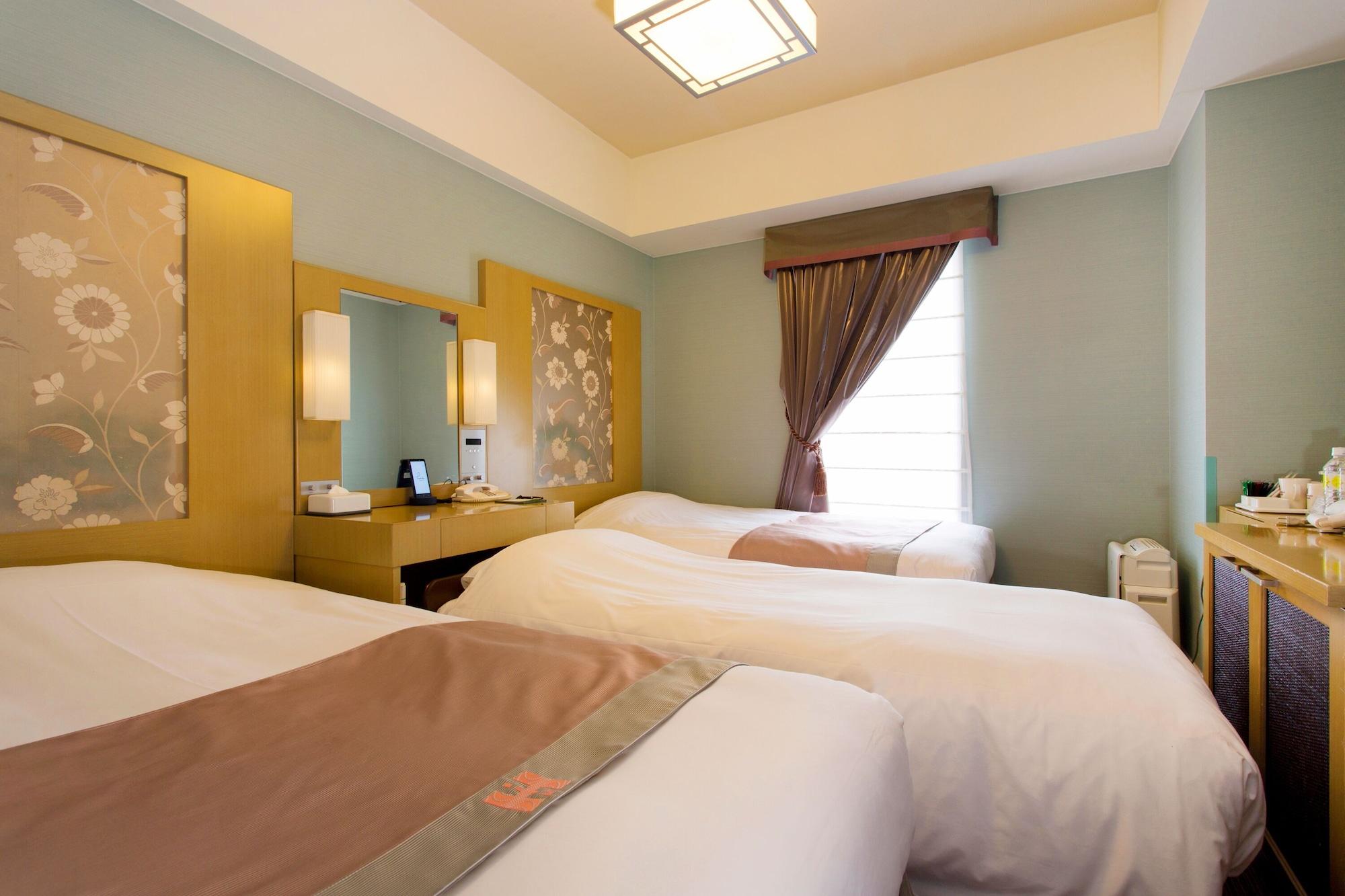 Hotel Monterey Hanzomon Токио Экстерьер фото